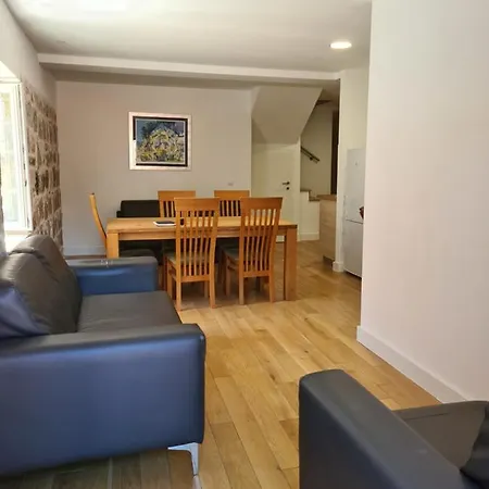 Verdi 2 Apartment Split